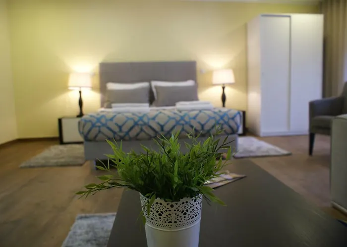 Downtown Flats Apartment *