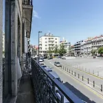 Downtown Flats *